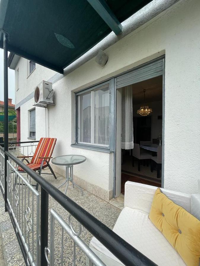 Apartman Pcelica Apartment Pula Exterior photo